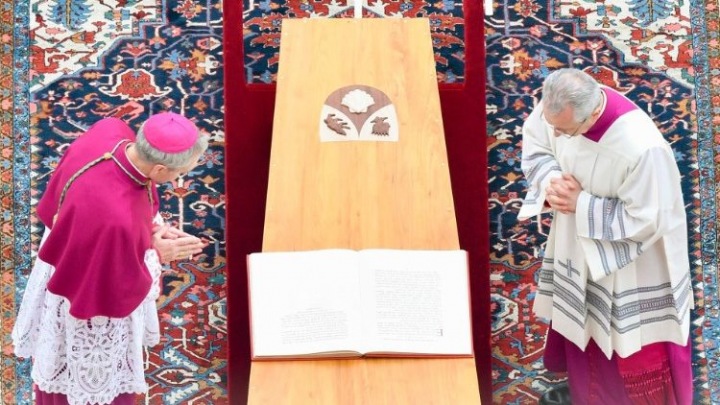 Pohřeb emeritního papeže Benedikta XVI.