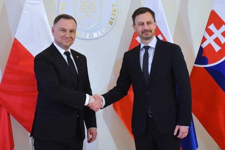 Slovenský premiér Eduard Heger a polský prezident Andrzej Duda.