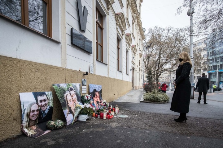 Prezidentka SR uctila 3. výročí vraždy Jána a Martiny Prezidentka SR uctila 3. výročí vraždy Jána a Martiny