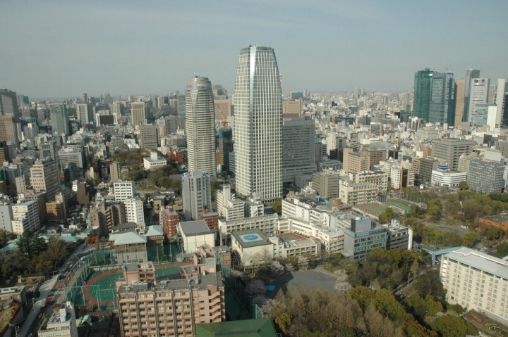Japonsko otevře brány očkovaným turistům