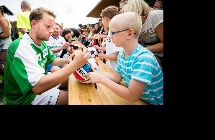 Jakub Prachař na charitatvním zápase Jakub Prachař na charitatvním zápase