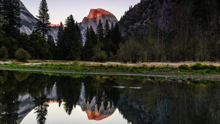 Yosemitský národní park je v plamenech 