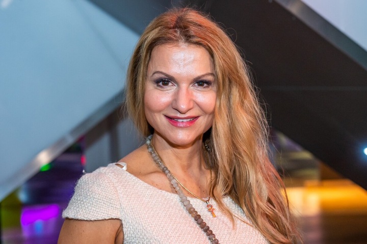 Yvetta Blanarovičová se dnes učí o financích od svého syna Yvetta Blanarovičová se dnes učí o financích od svého syna