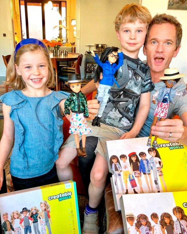 Neil Patrick Harris s dětmi Neil Patrick Harris s dětmi