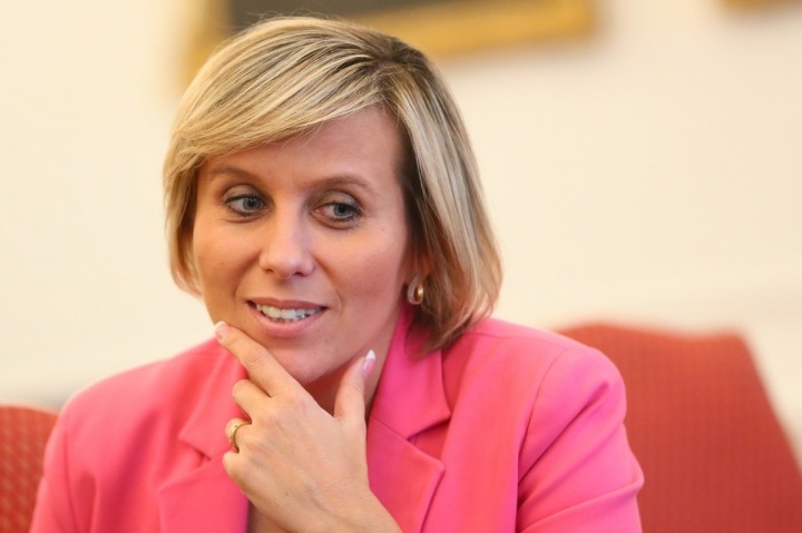 Vildumetzová kvůli kontaktům z kauzy Dozimetr oznámila rezignaci 