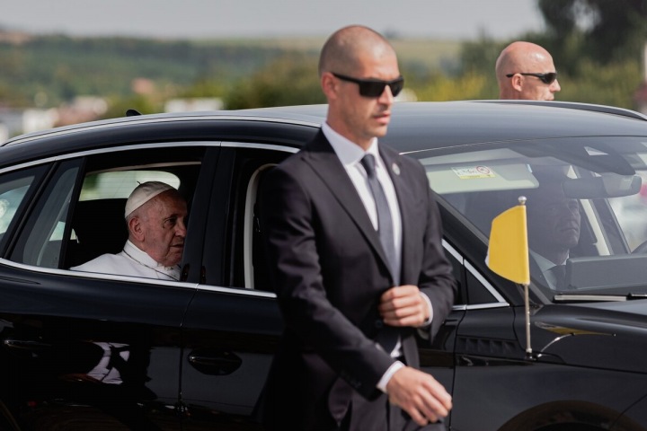 Papež má další zdravotní problémy