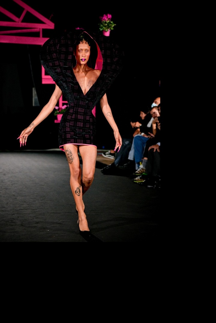 Weinsanto Runway Weinsanto Runway