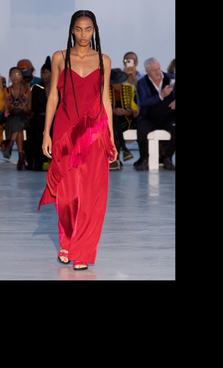 Kenneth Iza Catwalk Kenneth Iza Catwalk