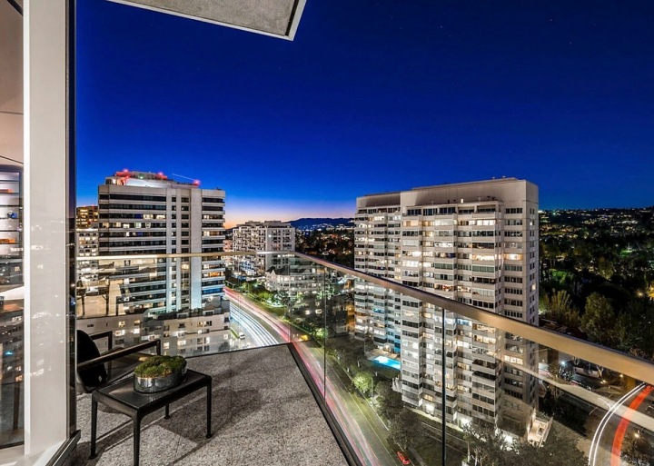 The Weeknd prodává penthouse za půl miliardy The Weeknd prodává penthouse za půl miliardy