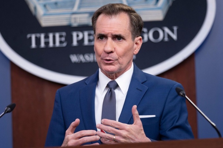 Mluvčí Pentagonu John Kirby potvrdil odchod ruských jednotek z okolí Kyjeva. 