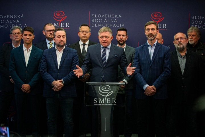 Robert Fico a strana SMER-SD