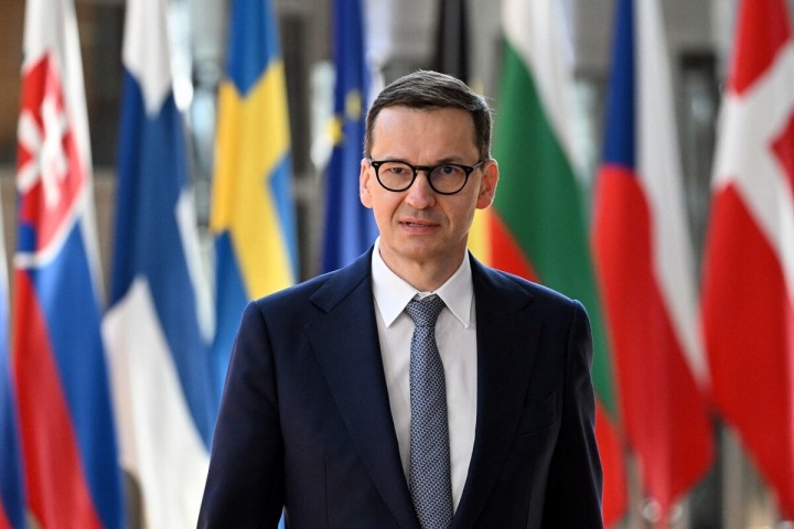 Polský premiér potvrdil izolaci Ruska