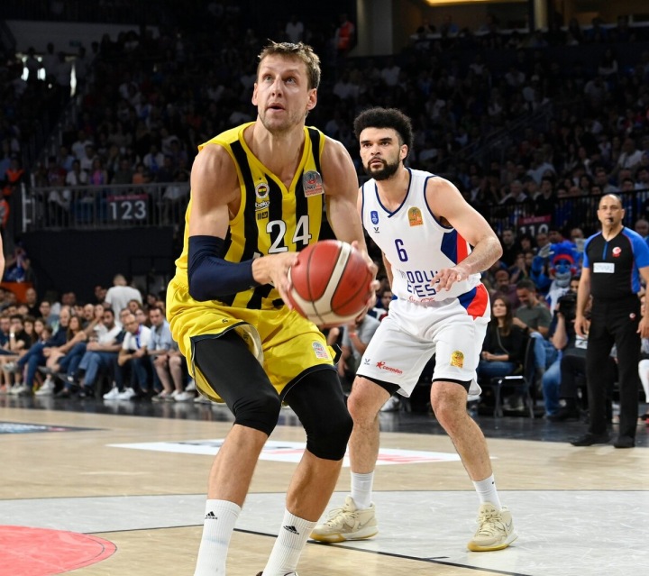 Jan Veselý nejlepším basketbalistou roku