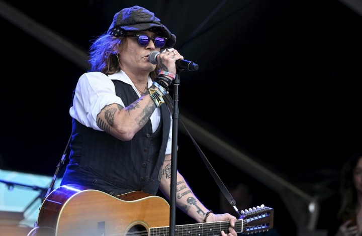 Johnny Depp vystoupí po boku Jeffa Becka již poněkolikáté 