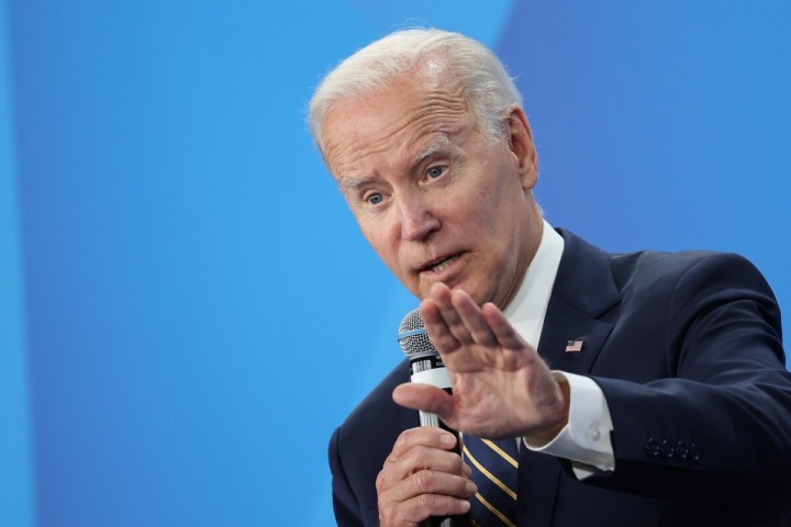 Biden poprvé v roli prezidenta na Blízkém východě
