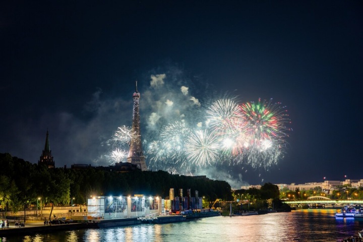 Některá velká města už od ohňostrojů upouští