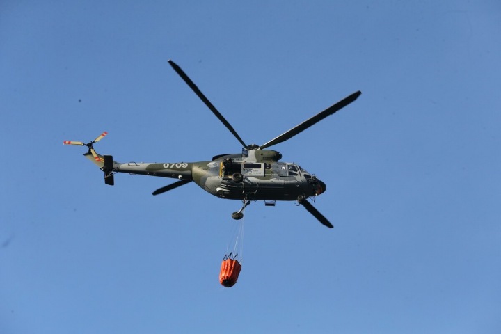 Pomoc Hensku nabídlo několik zemí