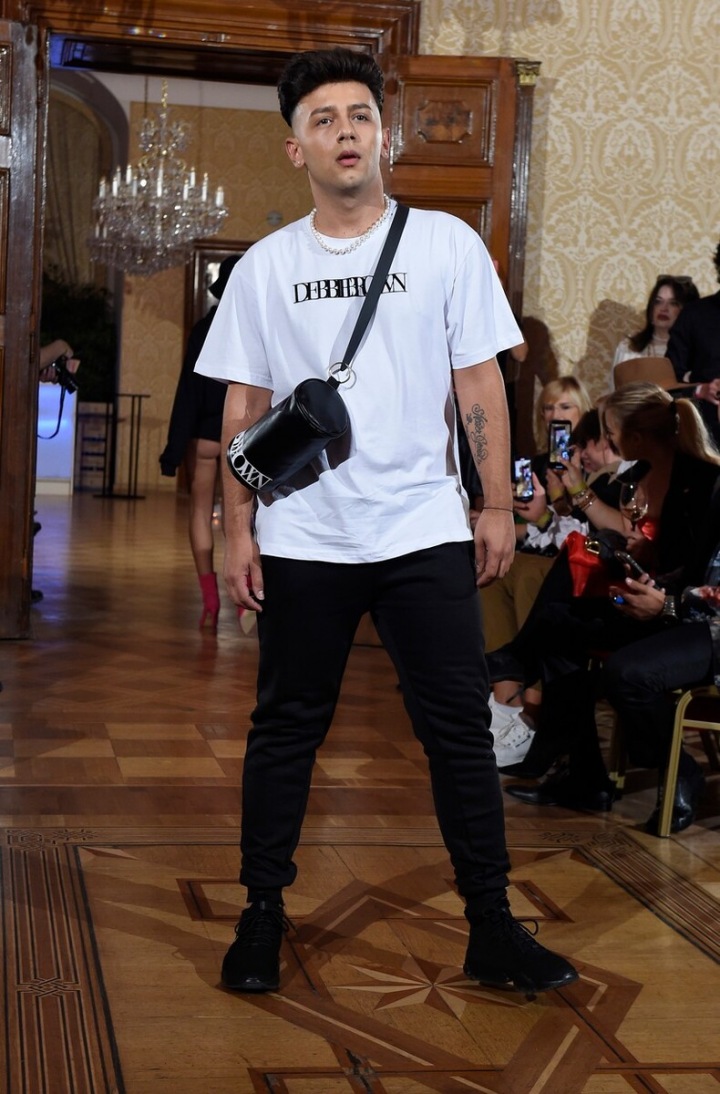 Podzimní přehlídka Debbie Brown 