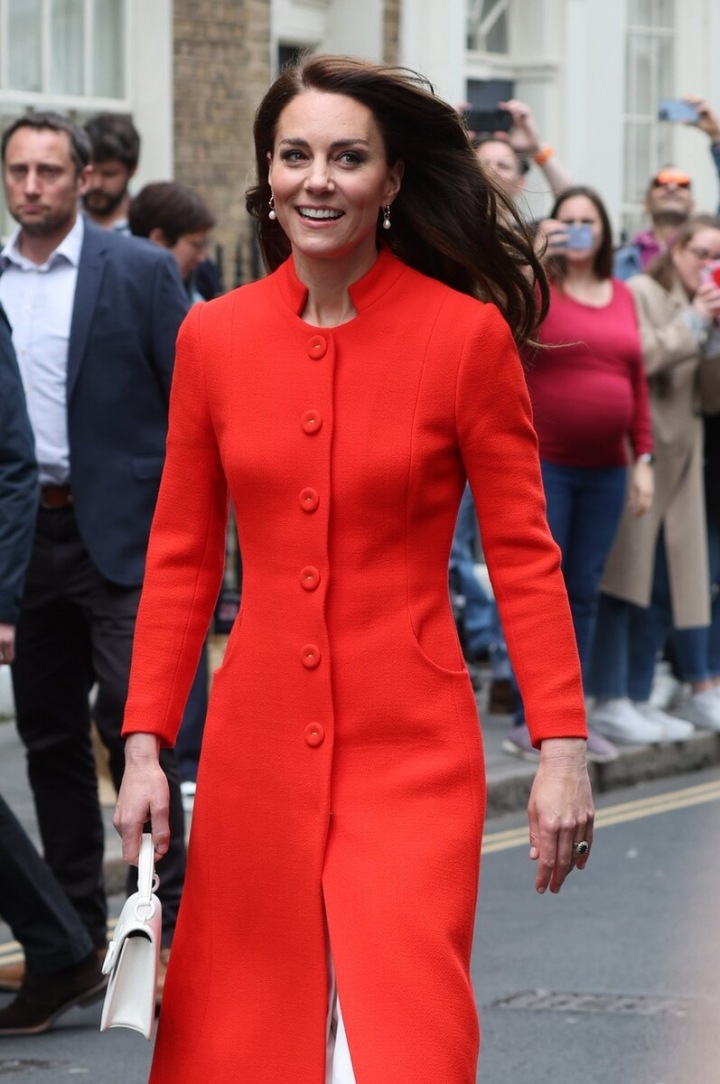 Barevný kabát je skvělou volbou