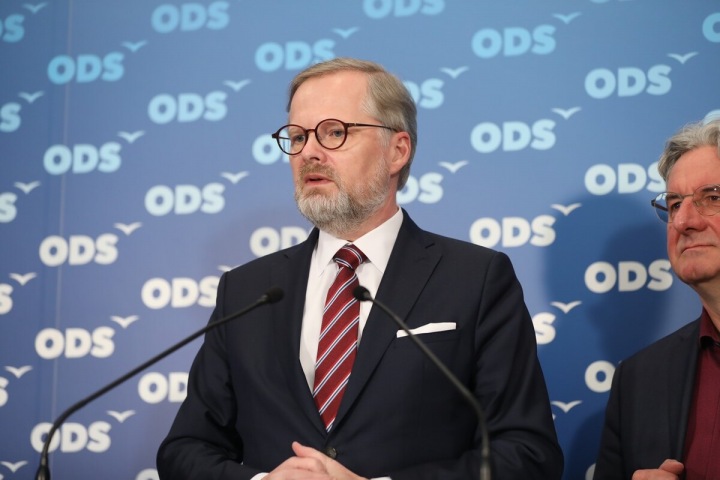 Fiala bude jednat o úsporách 