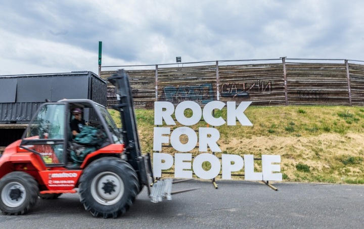 Ještě včera byly přípravy na festival v plném proudu