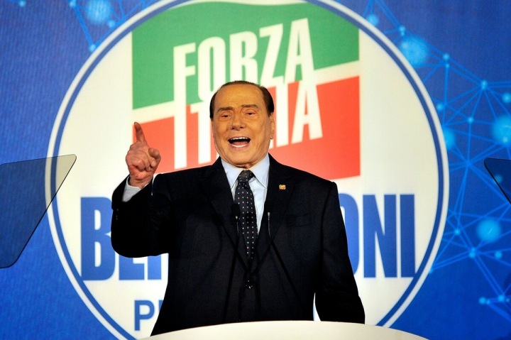 Berlusconi bude mít ve středu pohřeb