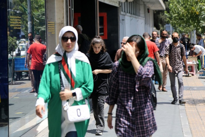 Írán tvrdě postihuje zejména ženy 