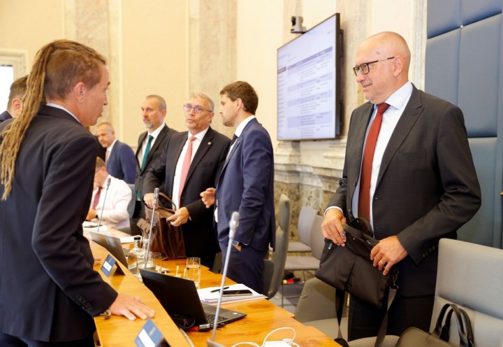 Aktuální jednání vlády