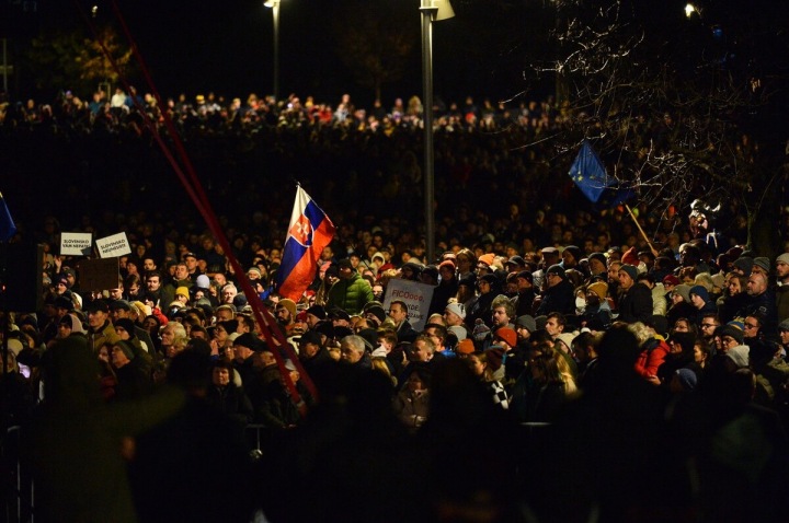 Protivládní demonstrace v Bratislavě