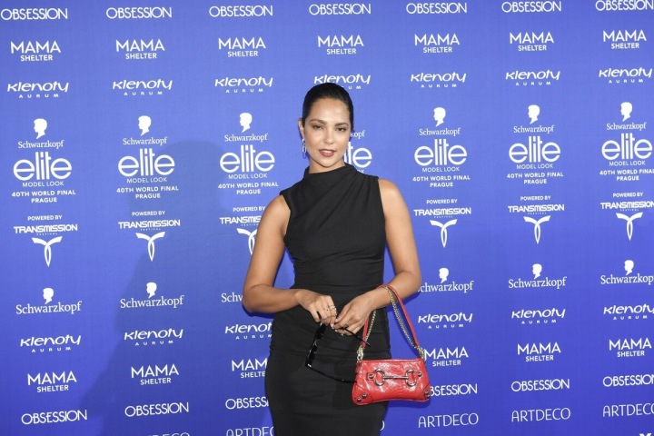 Dorazila také Alžběta Ferencová