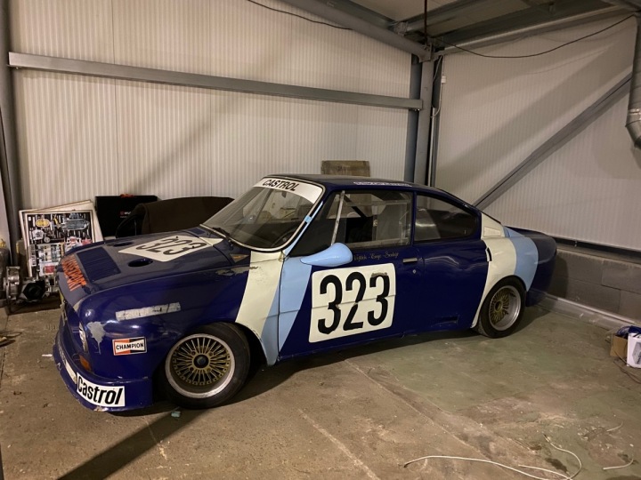 Prototyp automobilu Šoda 130RS z roku 1975. Prototyp automobilu Šoda 130RS z roku 1975.