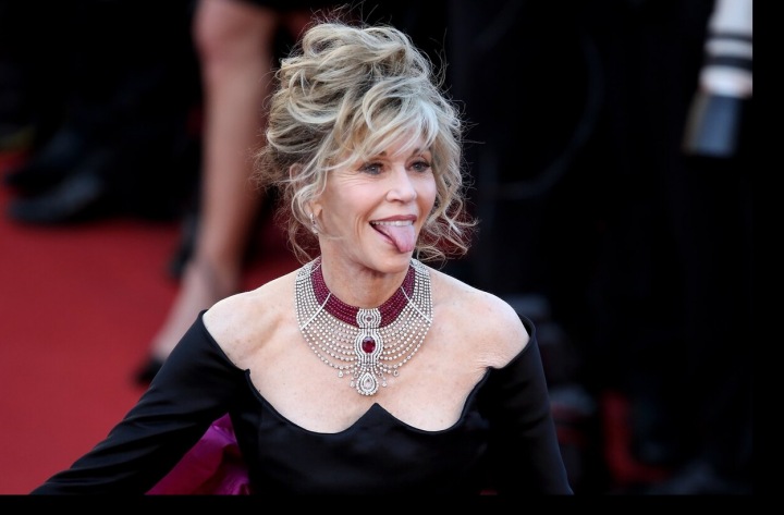 Jane Fonda na červeném koberci Jane Fonda na červeném koberci
