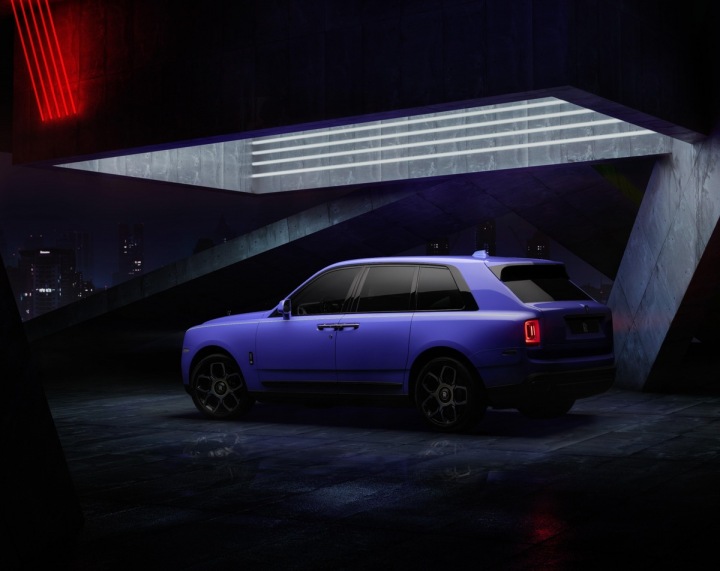 Rolls-Royce v barvě Mirabeau Blue Rolls-Royce v barvě Mirabeau Blue