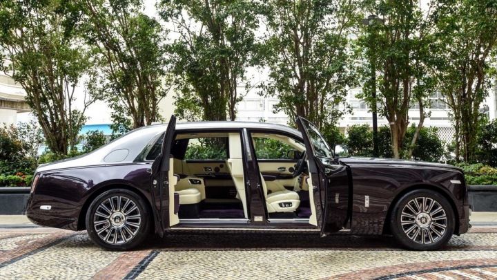 Rolls-Royce Phantom Rolls-Royce Phantom