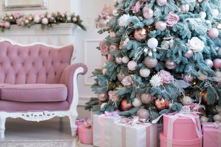 Rose Gold vánoční ozdoby. Rose Gold vánoční ozdoby.