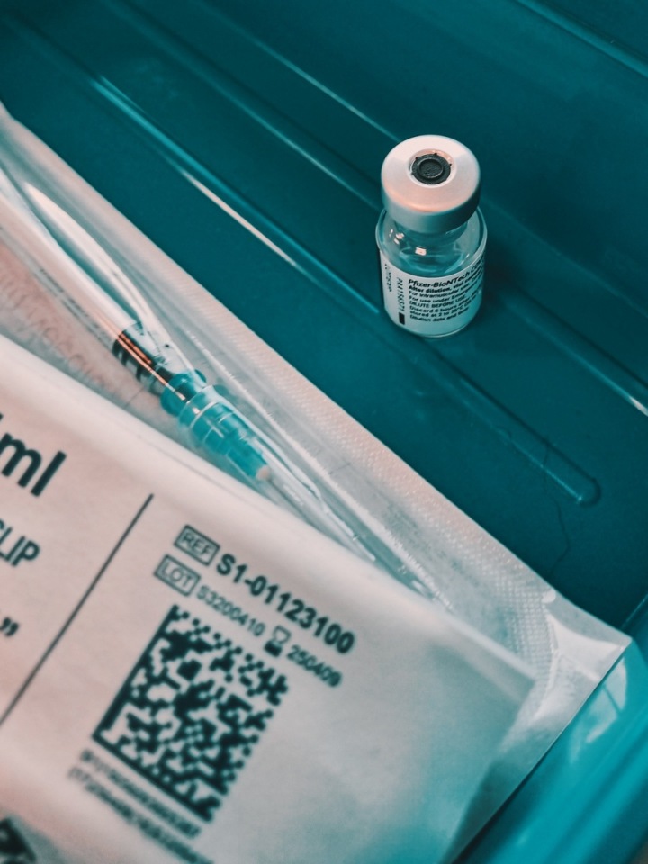 Pfizer požádal o povolení k používání tablet proti covidu-19 