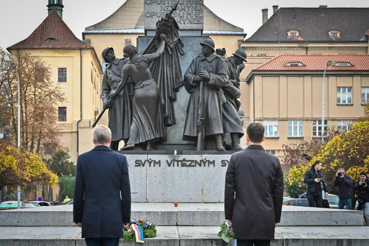 Symbolem veteránů se stal květ vlčího máku 