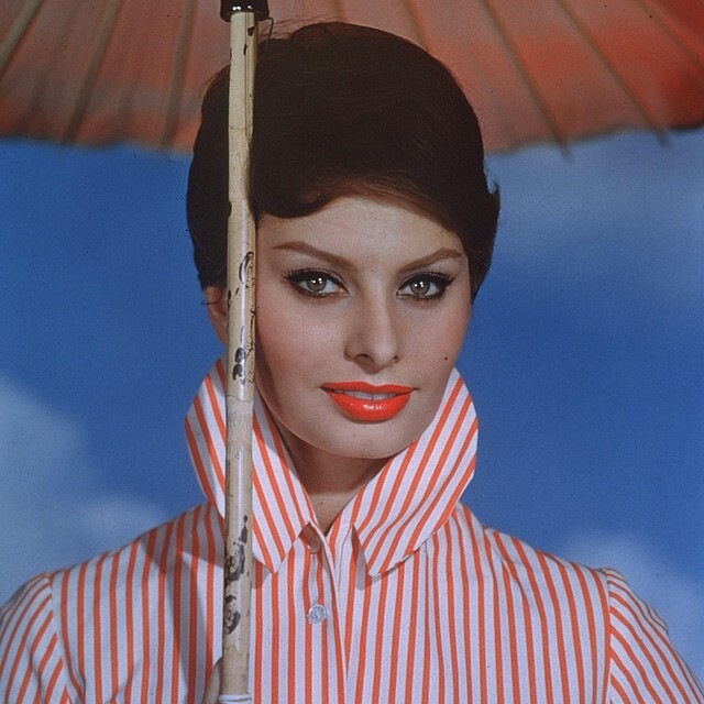 Sophia Loren s deštníkem Sophia Loren s deštníkem