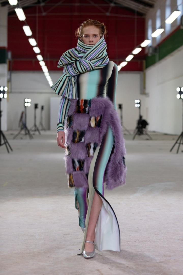 Model od návrhářky Terezy Rosalie Kladošové. Model od návrhářky Terezy Rosalie Kladošové.