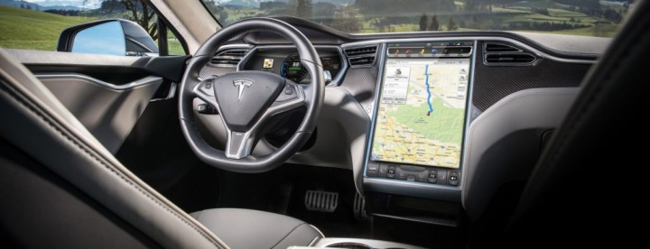 Tesla Model S interiér Tesla Model S interiér