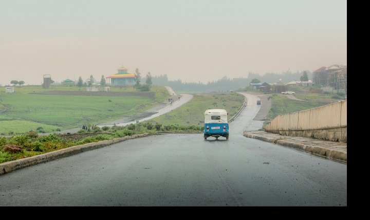 Tažení na Addis Abebu pokračuje Tažení na Addis Abebu pokračuje