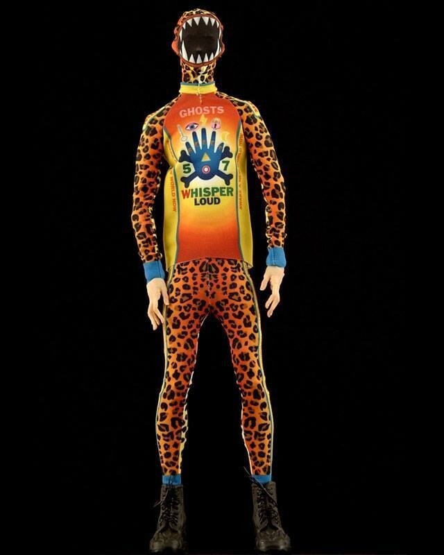 Pánský model z kolekce Walter Van Beirendonck SS 2021 Pánský model z kolekce Walter Van Beirendonck SS 2021