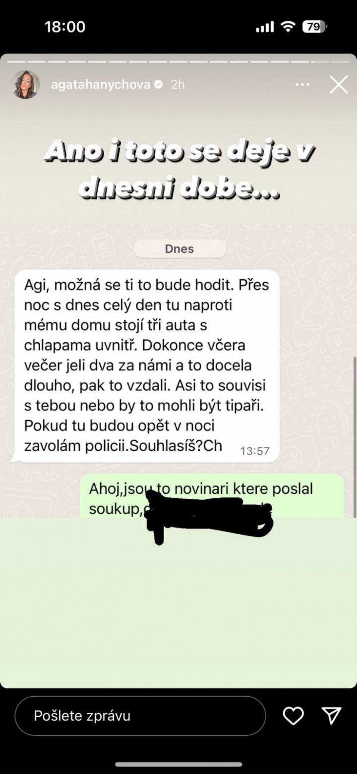 Agáta sdílela na svém profilu konverzaci se svými přáteli.