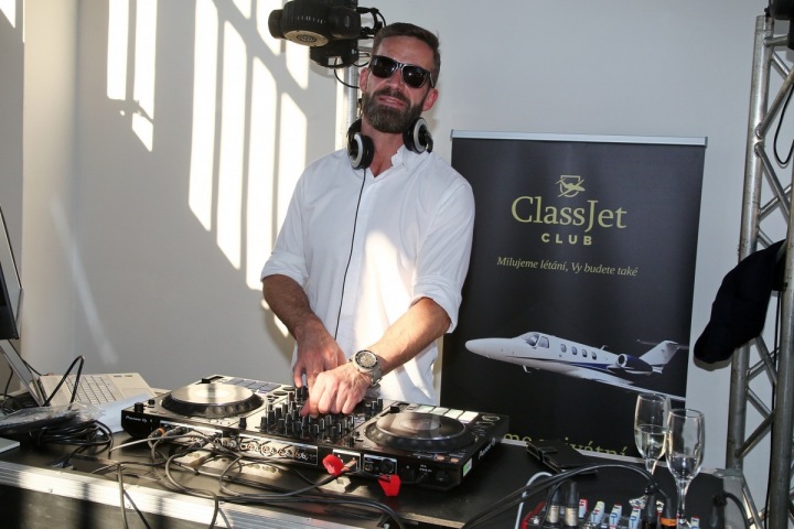 Hudba je v loungi samozřejmostí