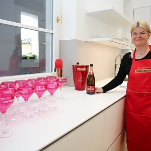 Katy Youngová - champagne brands ambassador, Premier wines and spirits