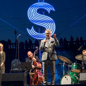 Marek Vrabec na letošním závěrečném koncertě nového festivalu Prague Sounds