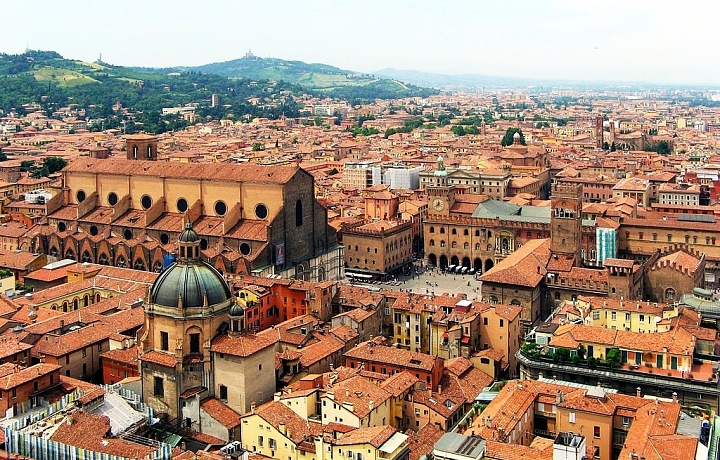 Boloňa, hlavní město Emilia-Romagna