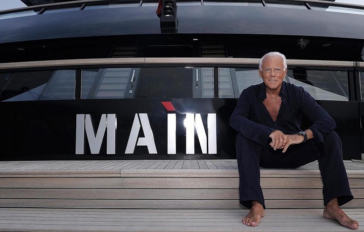 Giorgio Armani se svou jachtou Main 