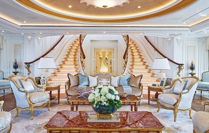 Jachta TIS, Lurssen