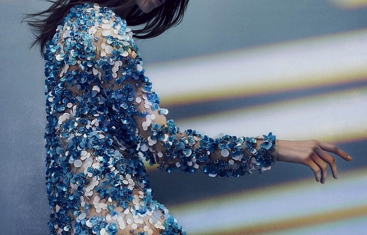 Oslnivé luxusní šaty.